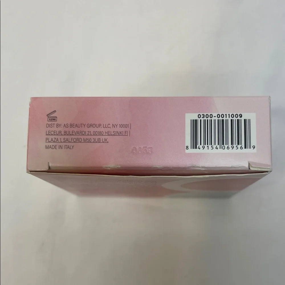 Mally Beauty Bulletproof Powder Blush Confident Coral NIP